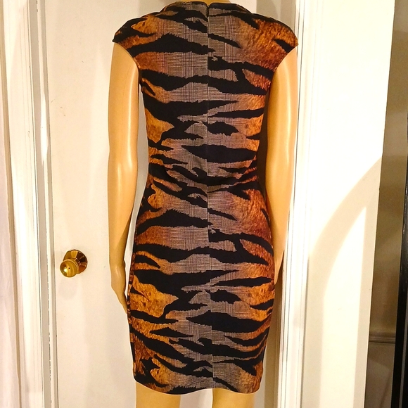🔥 🔥 NWOT Alexander McQueen Multicolor, Gennplad, Zebra Print Design Dress - Picture 11 of 16